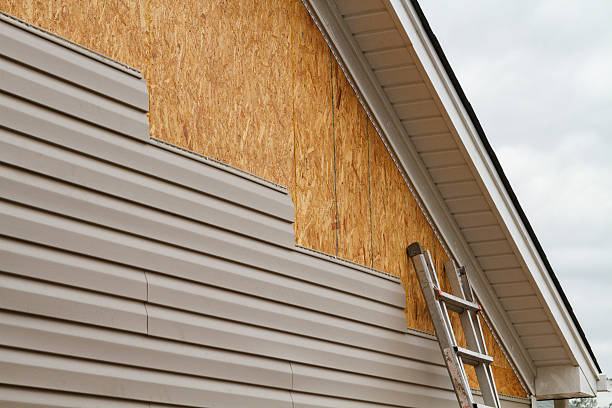 24/7 Emergency Siding Contractor experts in Milford, IL